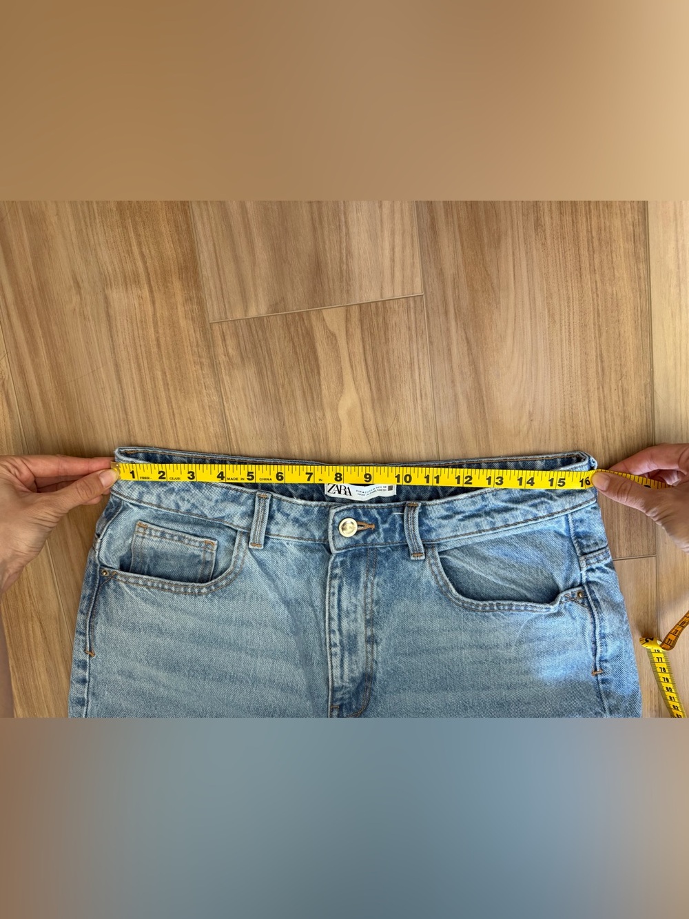 Zara Women High Wasted- Full Length straight jeans - Picture 5 of 5